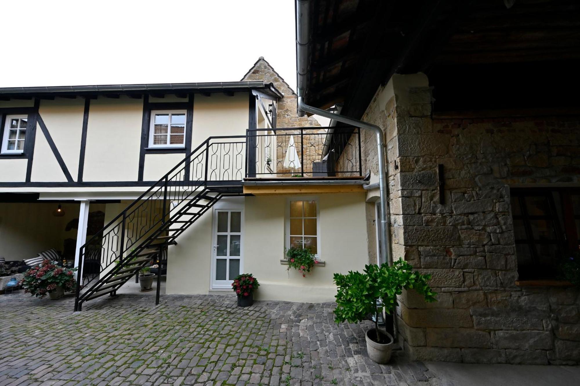 Gastehaus & Weingut Gehrig Hotel Weisenheim am Sand Room photo